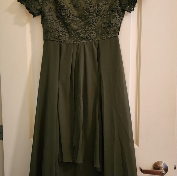 Dress - Picture 11 of 11
